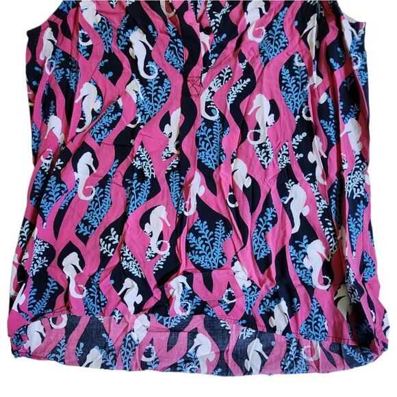 Crown & Ivy Pink Black Blue Coastal Seahorse Print Split V Neck Top Sz M - Picture 4 of 11